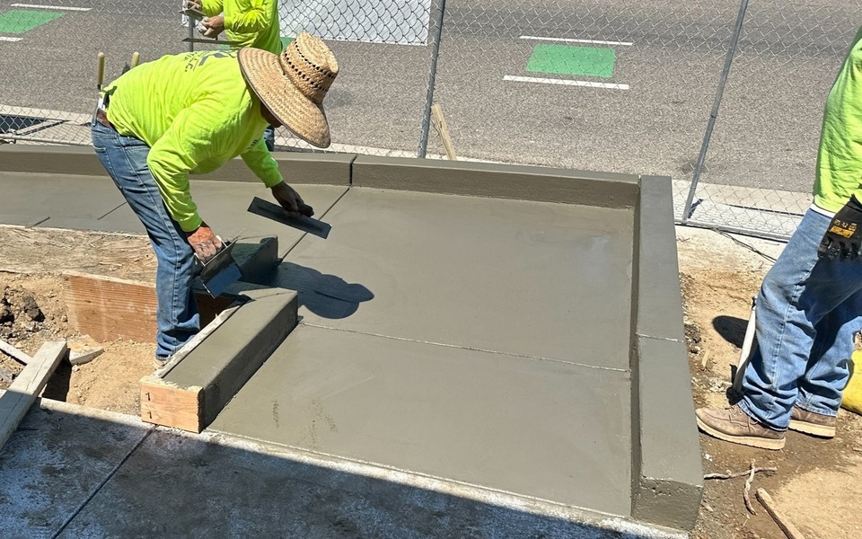 Eecar Corporation municipal concrete curb and flatwork finishing